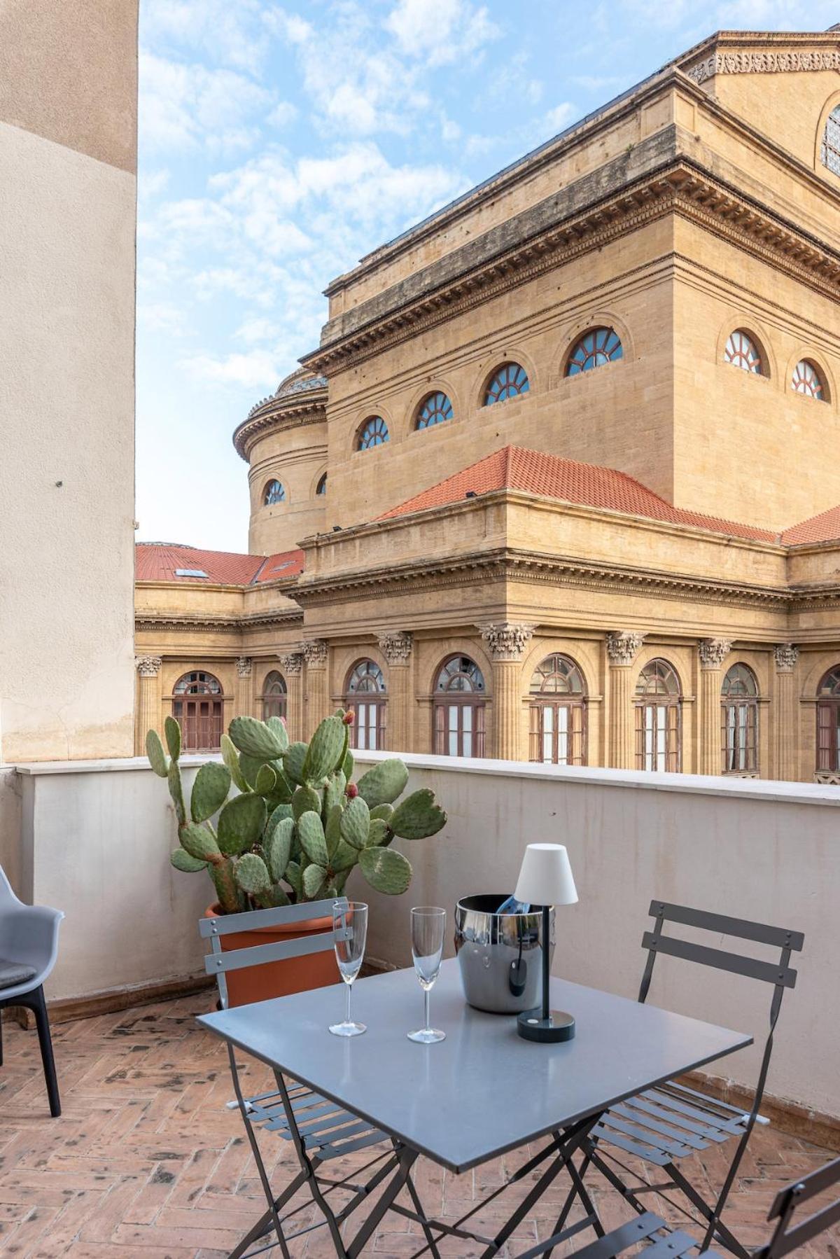 La Terrazza Sul Massimo Lägenhet Palermo Exteriör bild